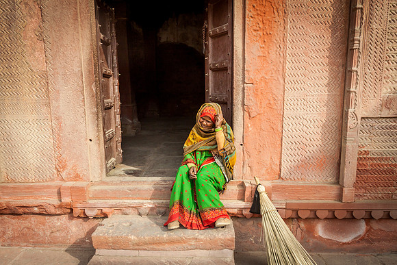 Beggar Woman, Fort, Outside Agra