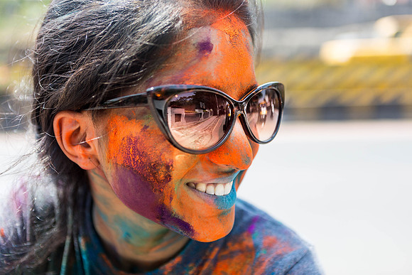 Holi, Pune